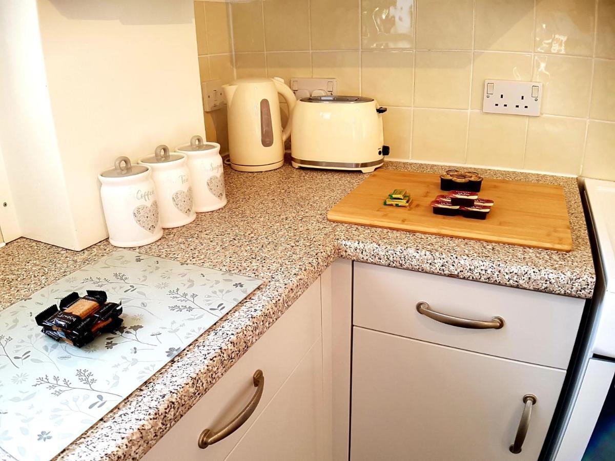Hill View 2 Bedroom Free Parking 인버네스 외부 사진
