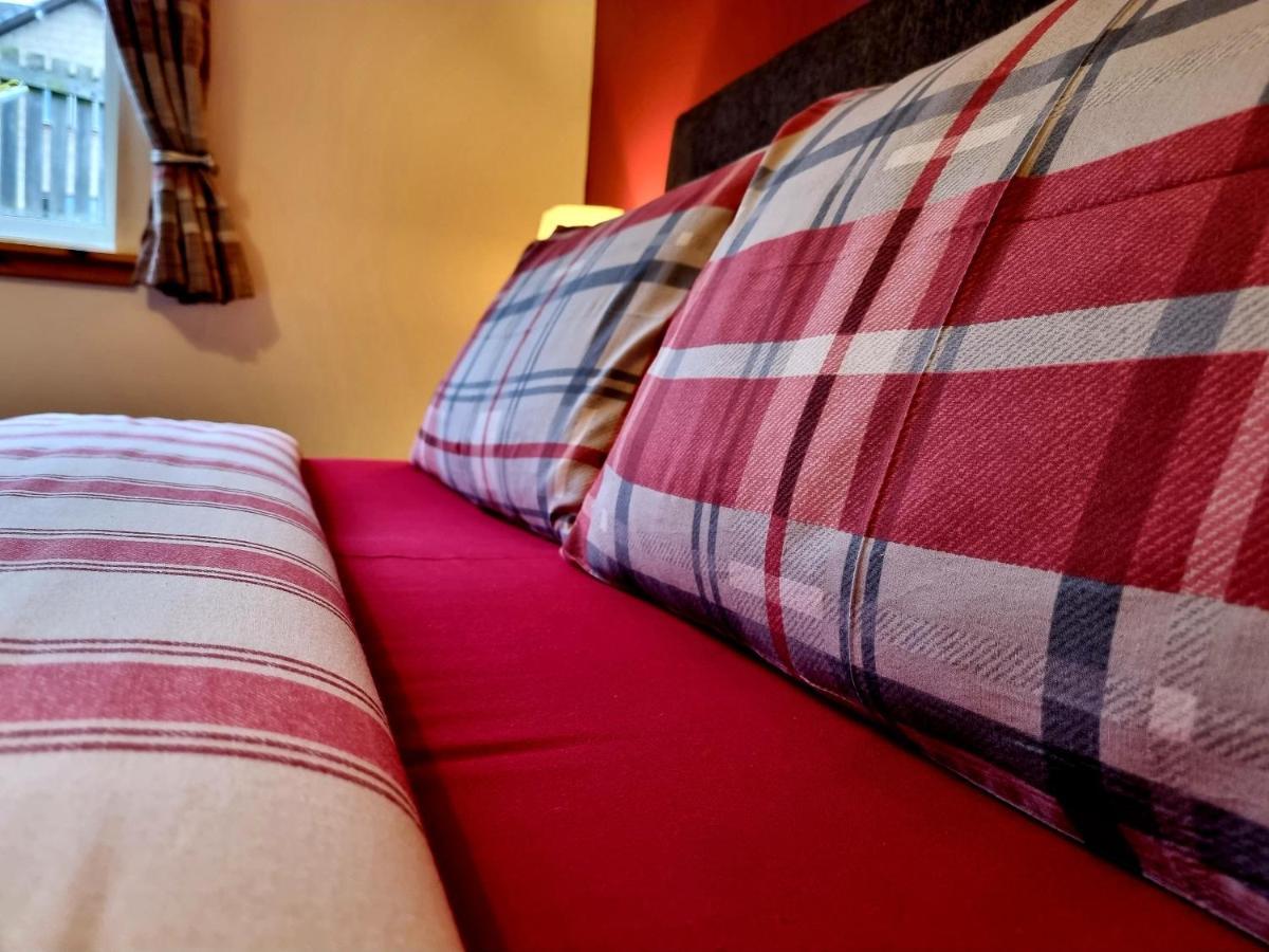 Hill View 2 Bedroom Free Parking 인버네스 외부 사진