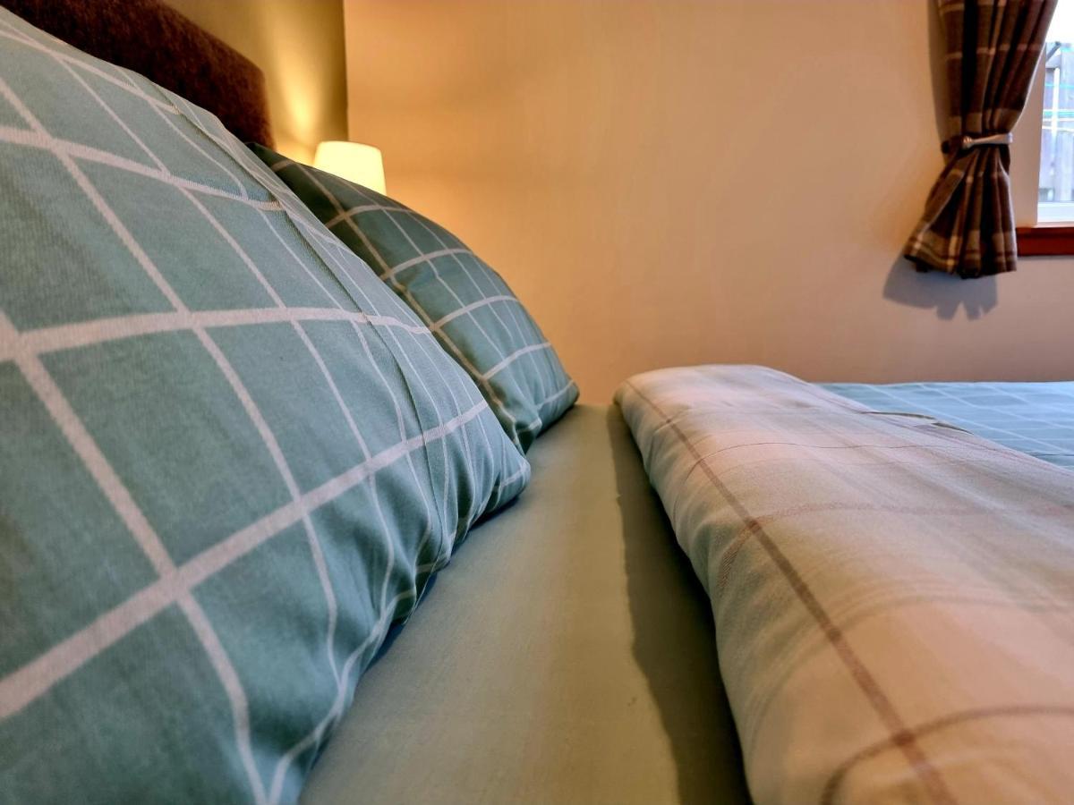 Hill View 2 Bedroom Free Parking 인버네스 외부 사진